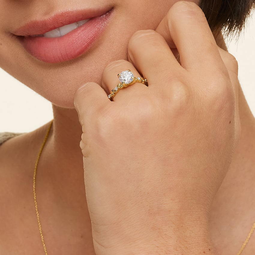 Briar Diamond Ring in 18K Yellow Gold